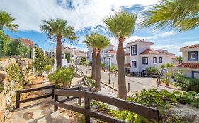 Apartamento con piscinas y muy cerca de la playa